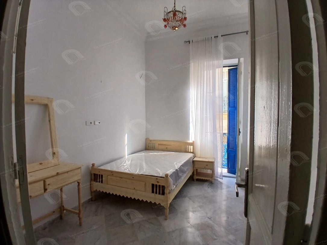 A louer appartement S+4 au centre ville