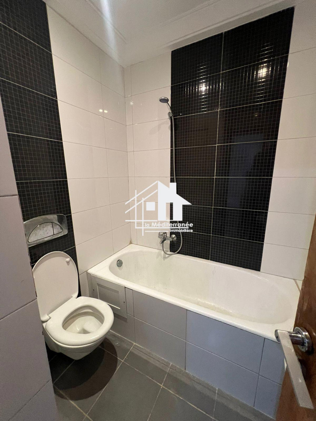 A louer appartement s2 au Bardo