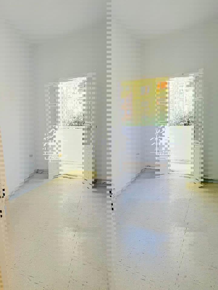 A louer étage de villa S+2 à denden