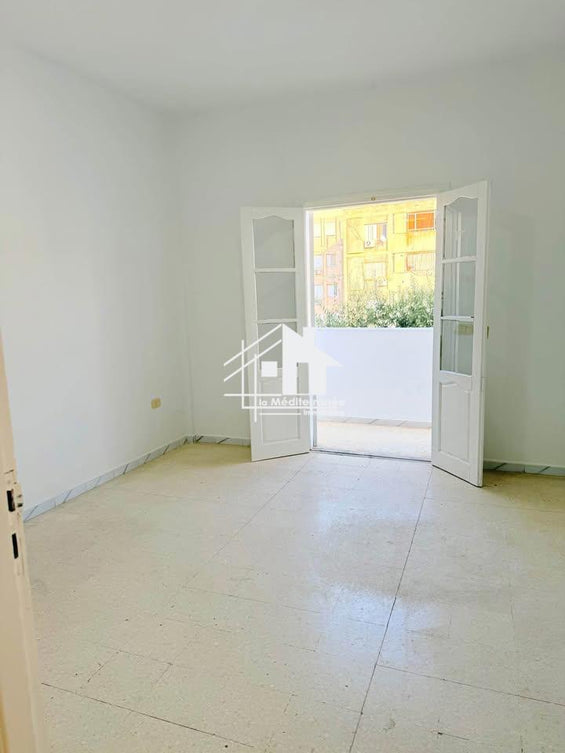 A louer étage de villa S+2 à denden