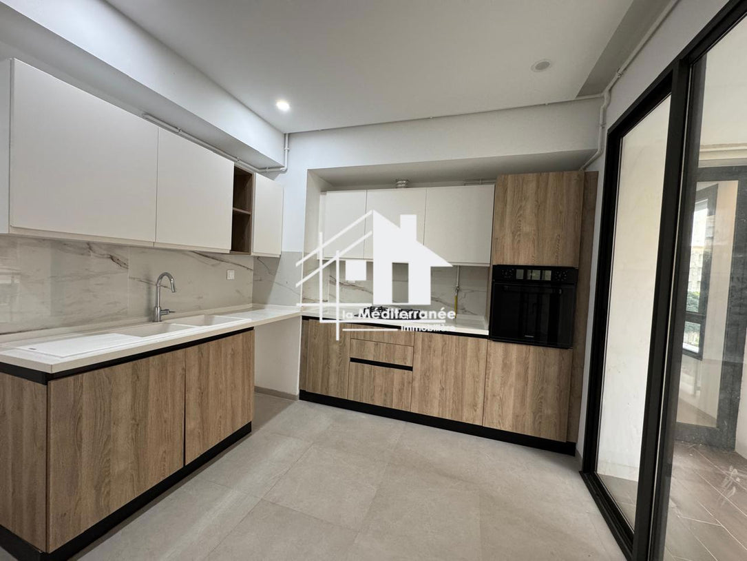 Un Appartement S+2 à Ain Zaghouan Nord