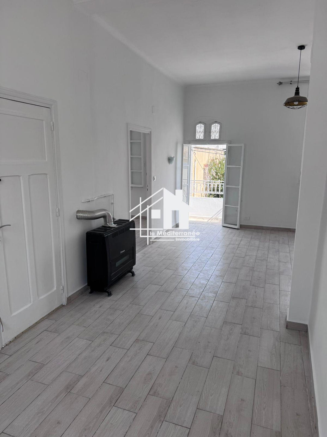 A louer étage de villa s+1 au bardo centre