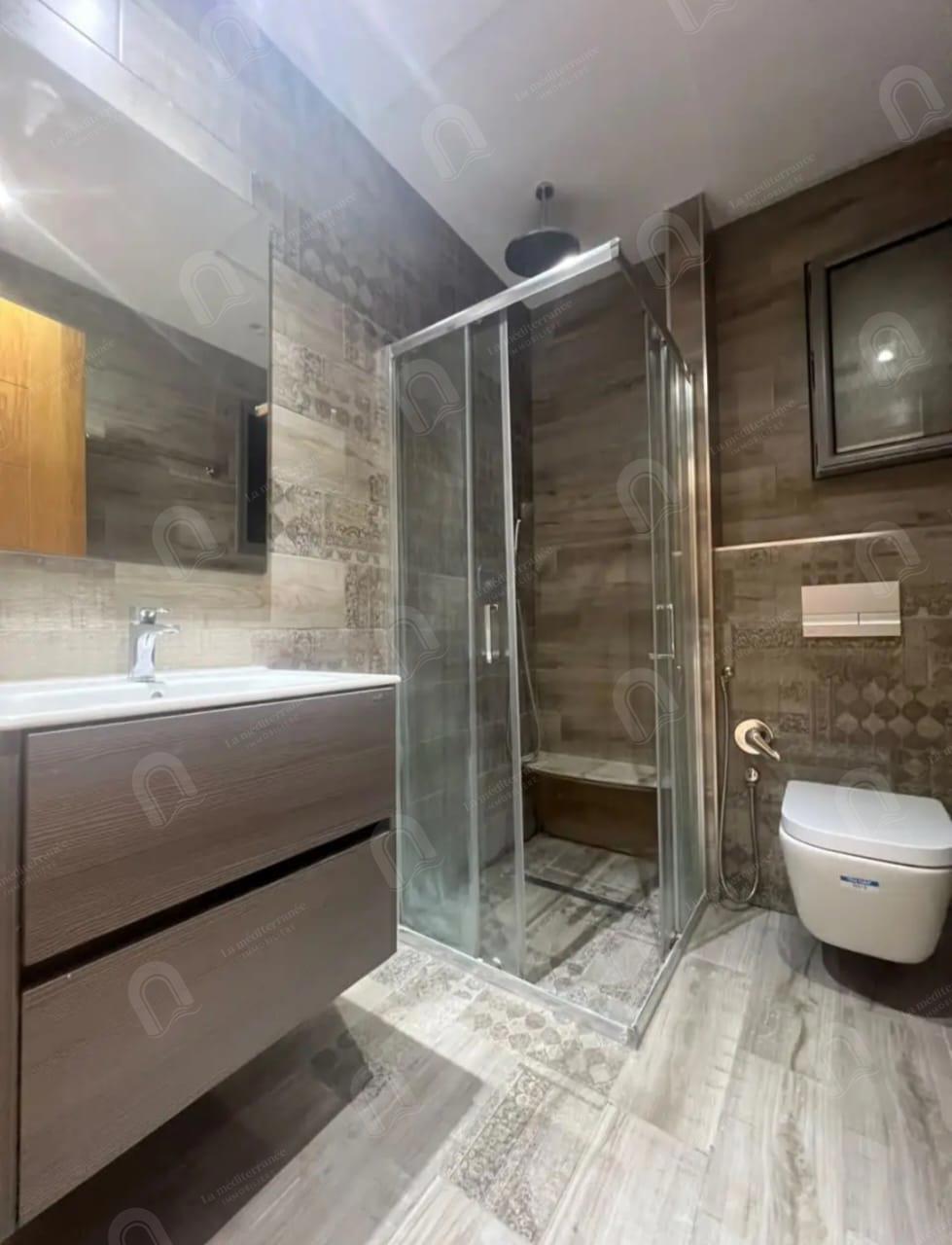 À LOUER : Superbe Appartement S+2 Haut Standing à chotrana