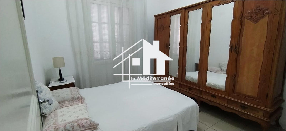 À louer appartement S+2 meublé à l'Avenue de Carthage, Tunis