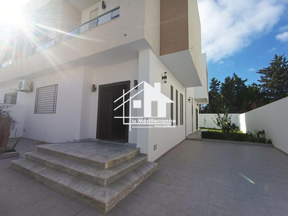 A louer villa jumelé S+4