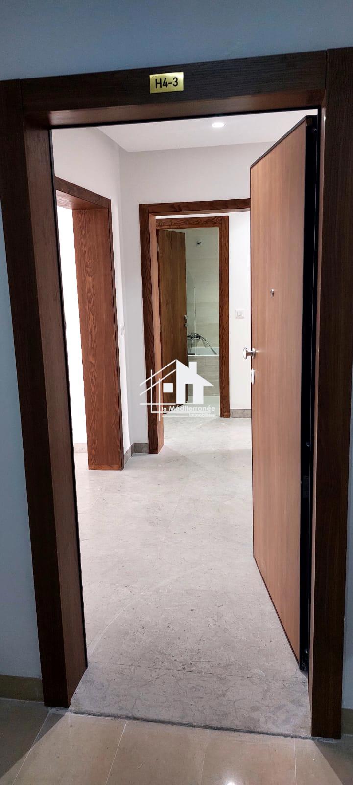 Un Appartement S+2 à Ain Zaghouan Nord