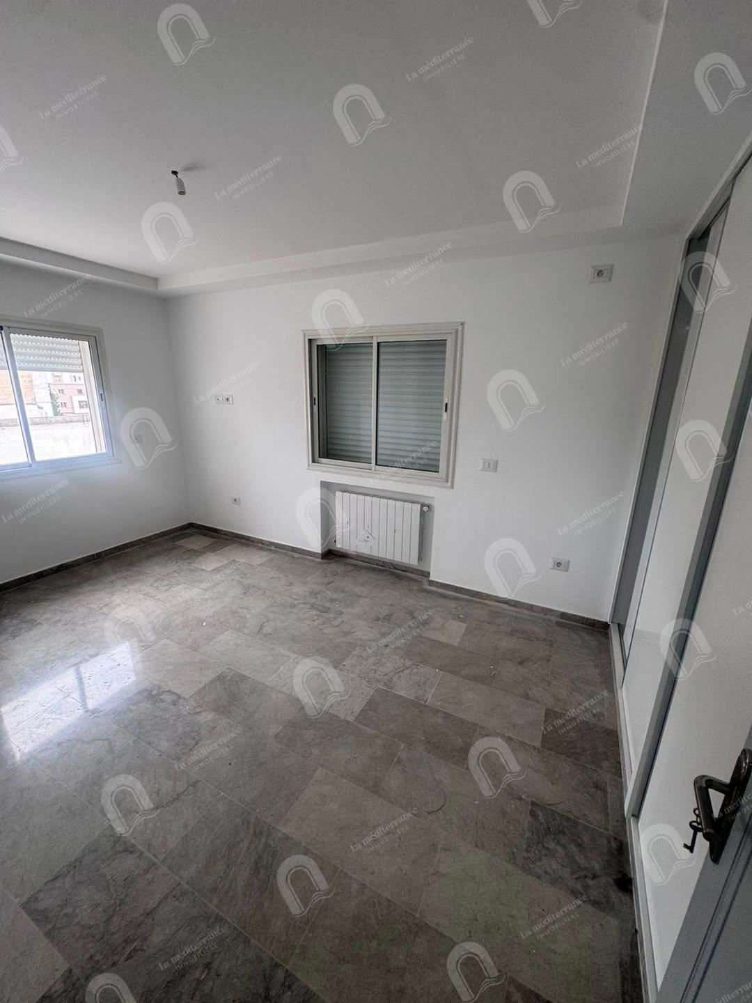 A louer appartement S+2 hst jamais habité au bardo
