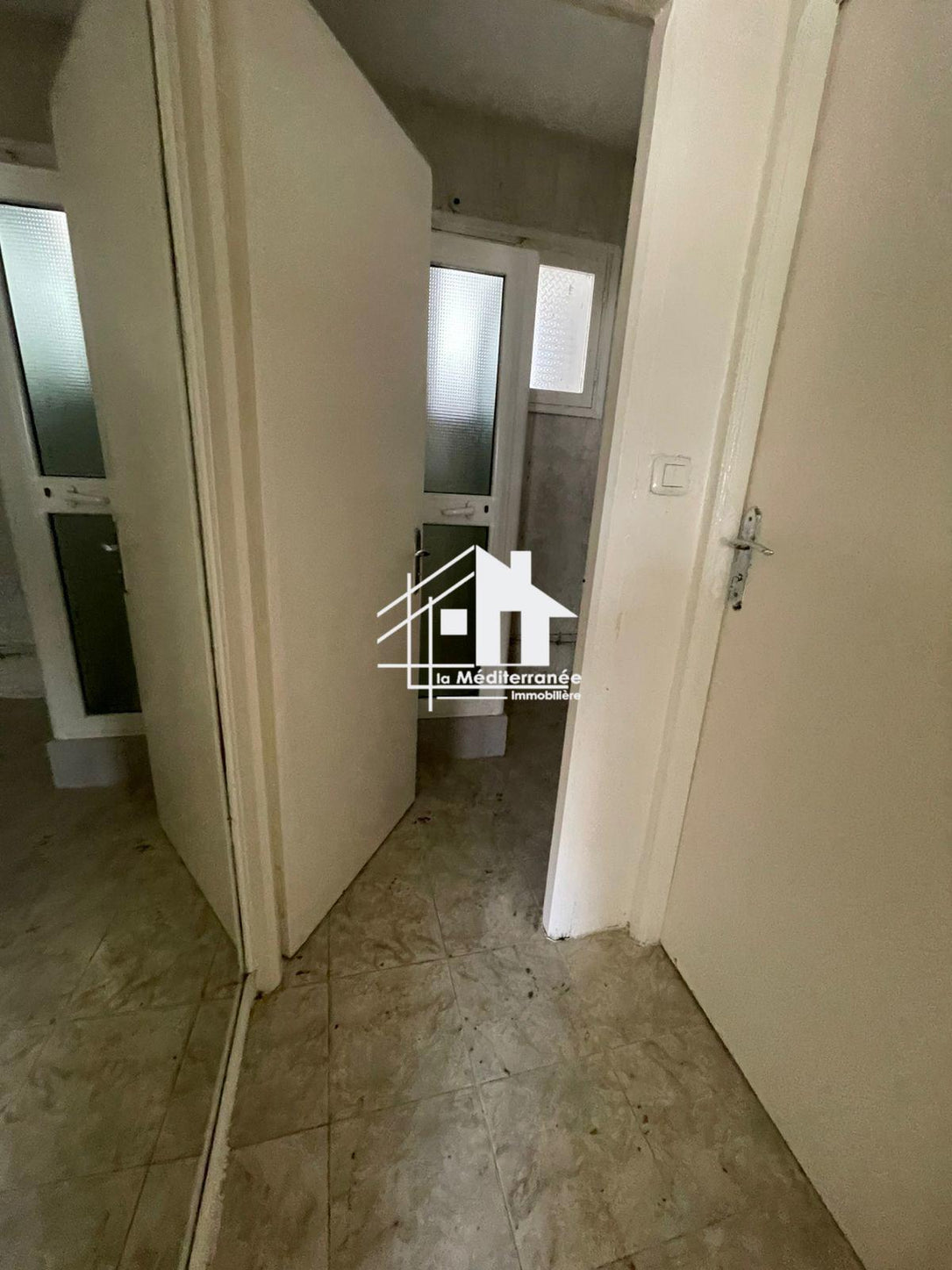 à louer un appartement s+3 à Menzah 7
