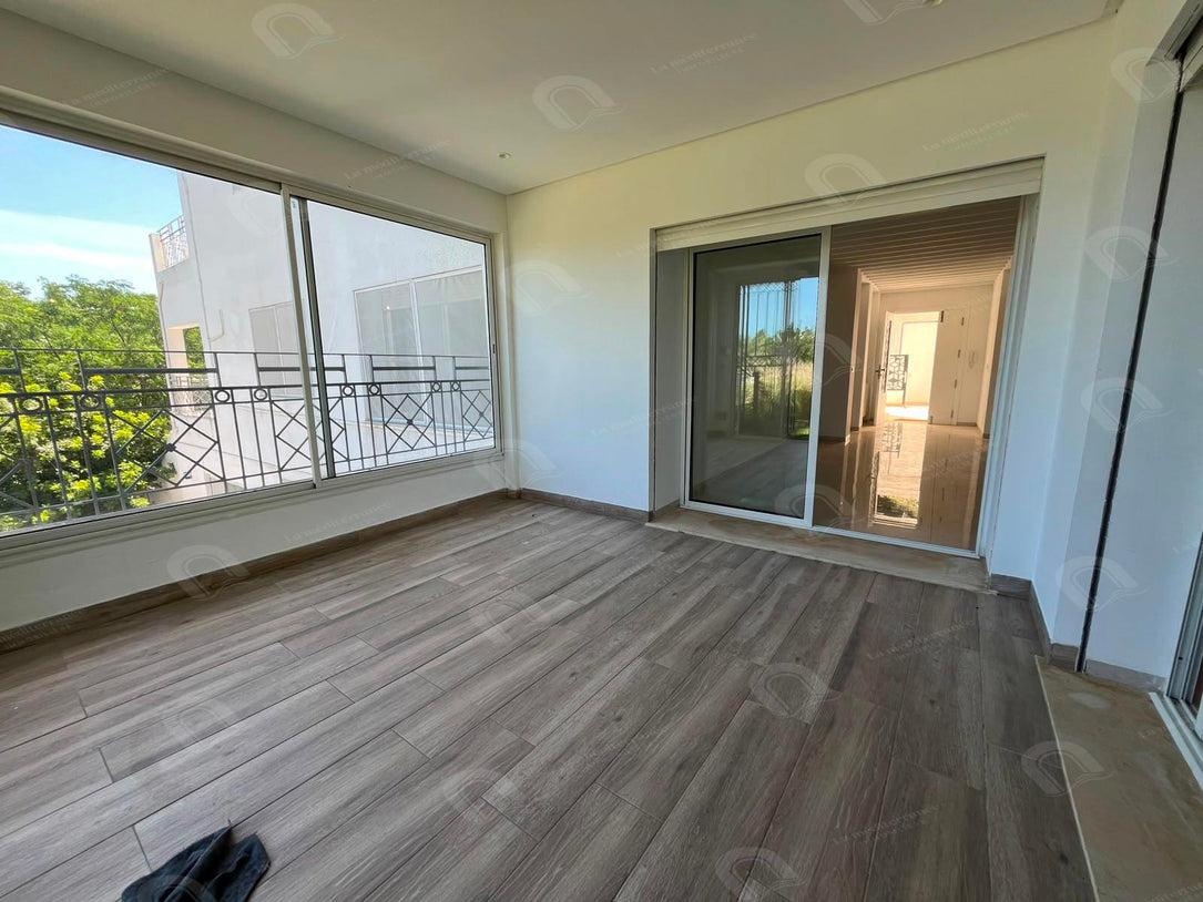 A louer Etage de Villa s+3 à Sidi abedelaziz La Marsa