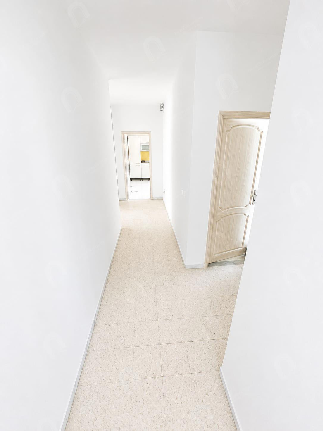 A louer étage de villa s+3 à cité haras bardo