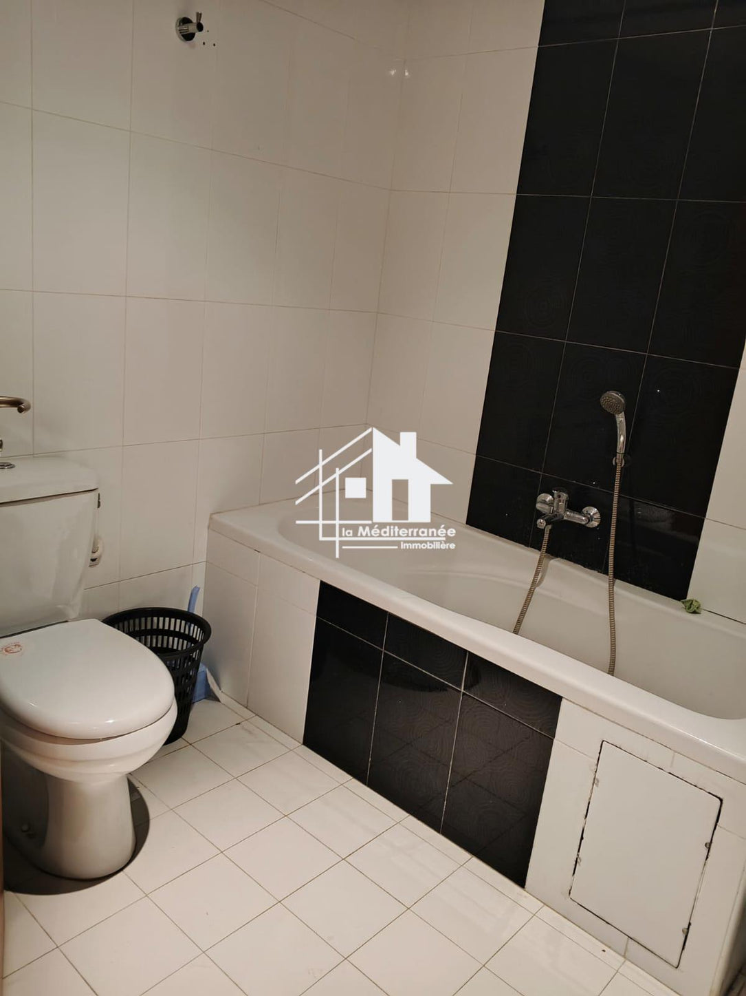 A louer étage de villa S+3 au Bardo 2
