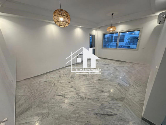 Un Appartement S+2 à Ain Zaghouan Nord