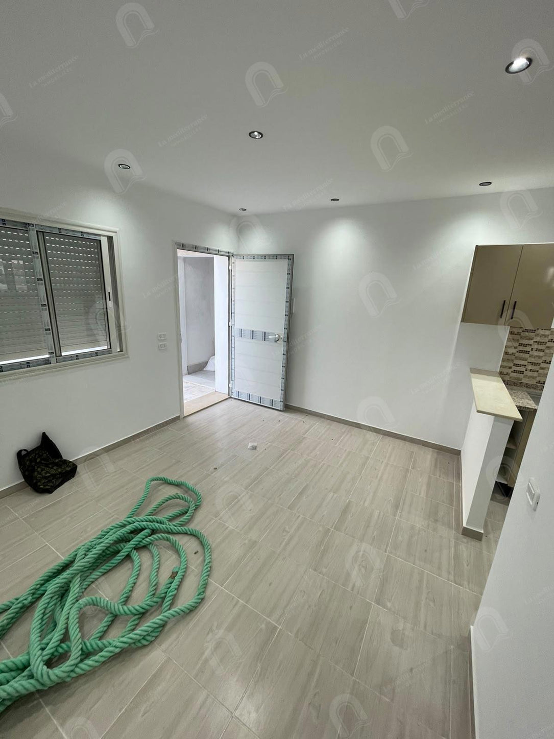 A louer appartement S+1 hst à denden
