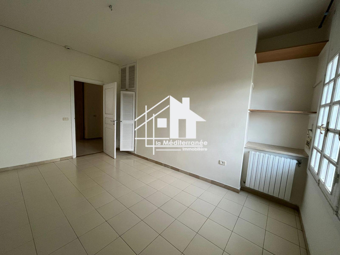 A louer duplex s+3 à la Marsa