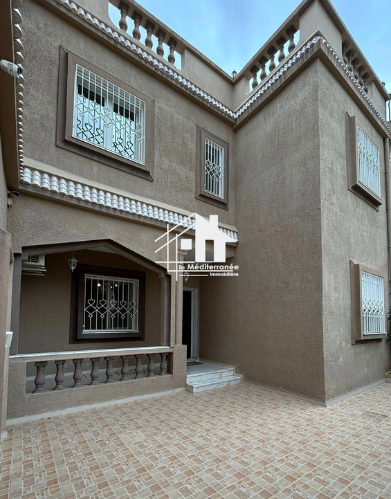 avendre villa a cite intilika