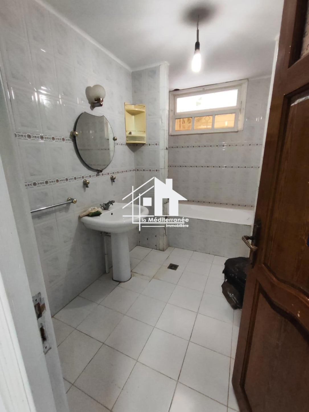 A louer local commercial de 160m2