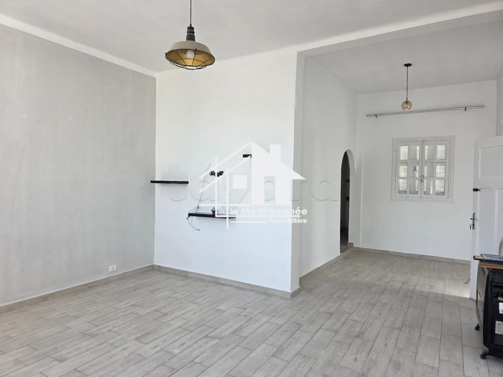 A louer étage de villa S+2 au bardo