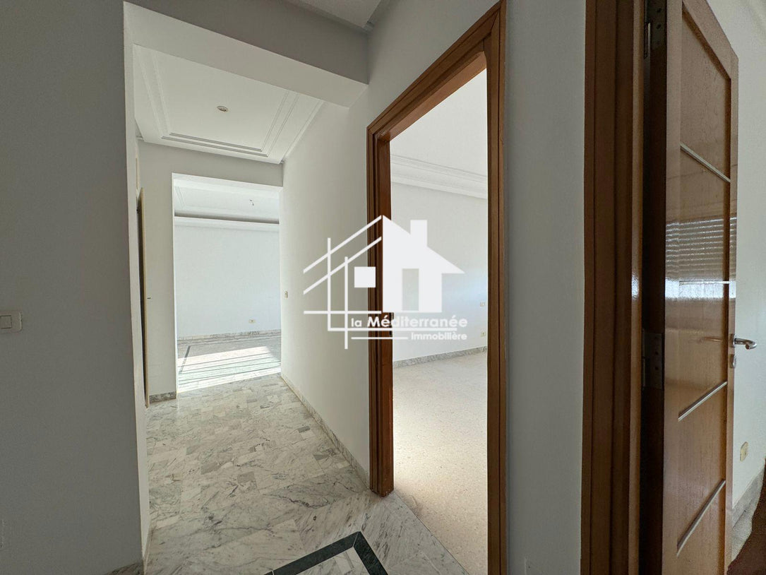 Appartement S+2 à la Marsa cité les pins