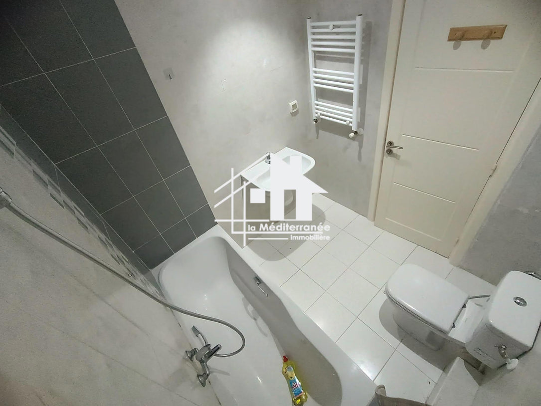 à vendre un appartement s+2 à el médina