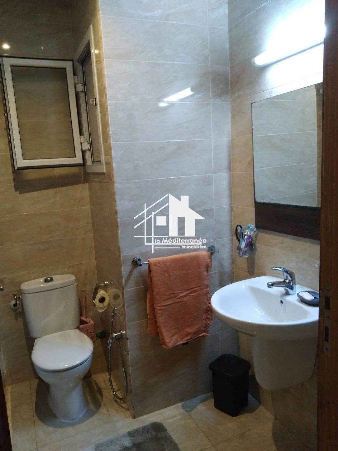 A vendre s+2 à la Cité Wahat