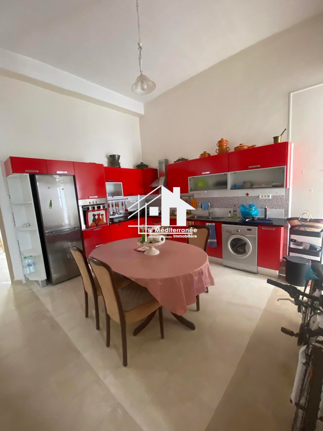 A vendre une villa S+3 à Hammam lif