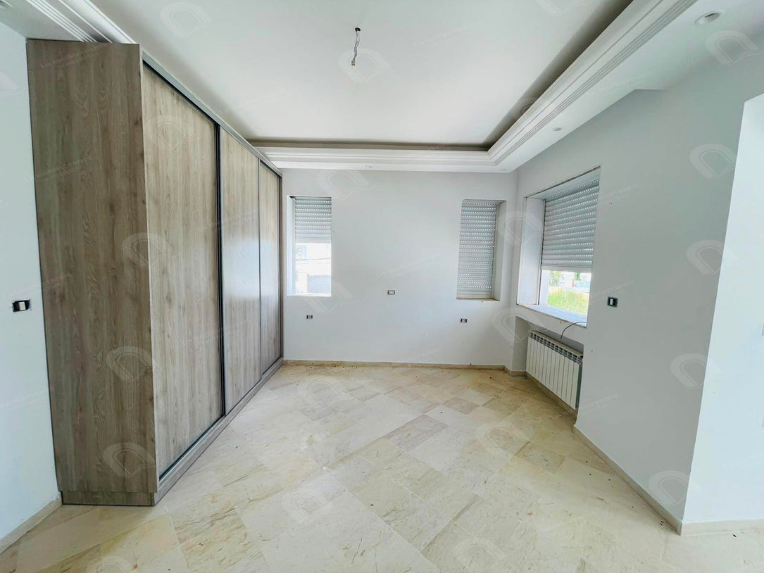 Villa a vendre à chotrana 3