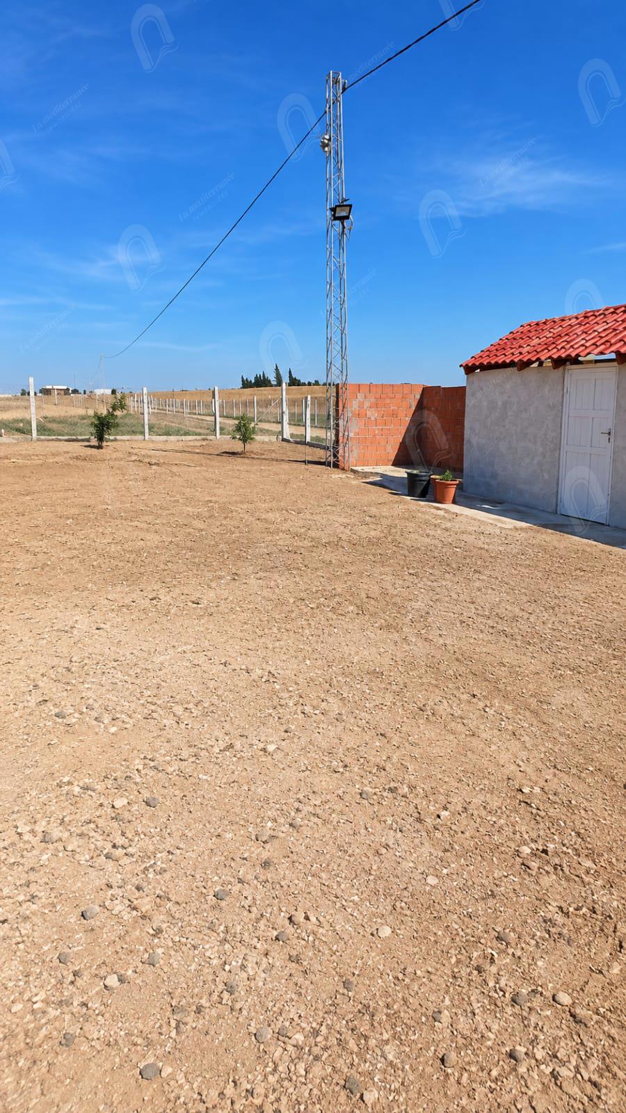 A vendre un terrain de 1440m² a borj el amri