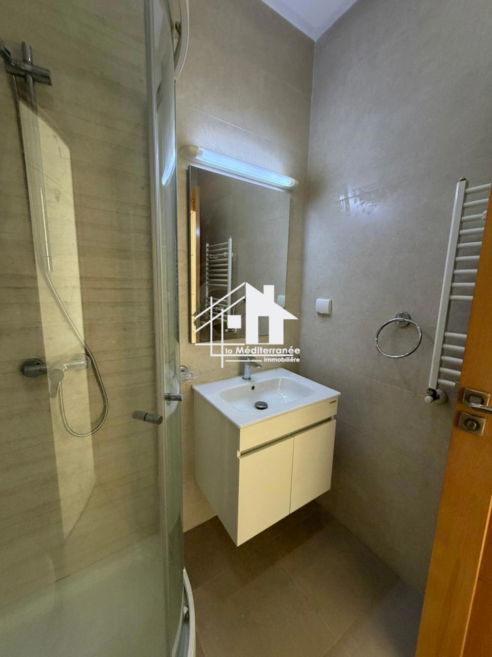 a louer un appartement s+1 a jardin d el manzah