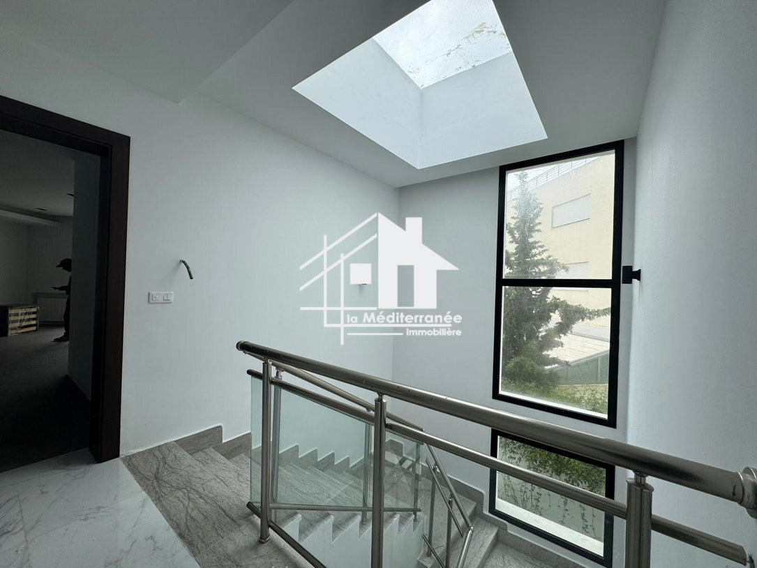 villa s+4 aux berges du lac 2