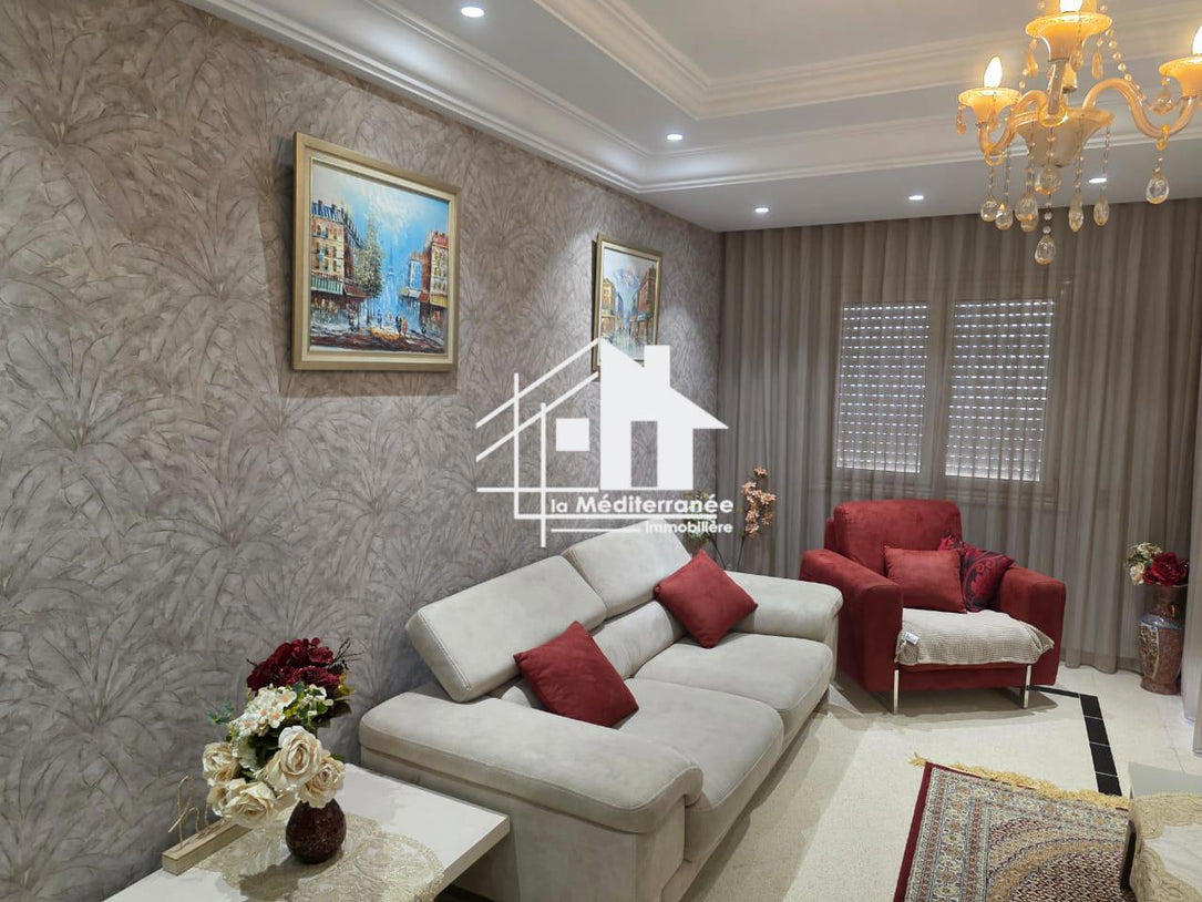 A vendre appartement S+3 à Cité El Waha à El Agba