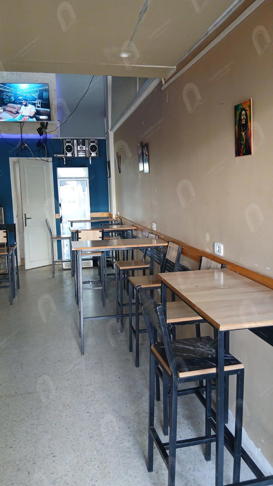 A vendre café avec matériaux à cite el waha