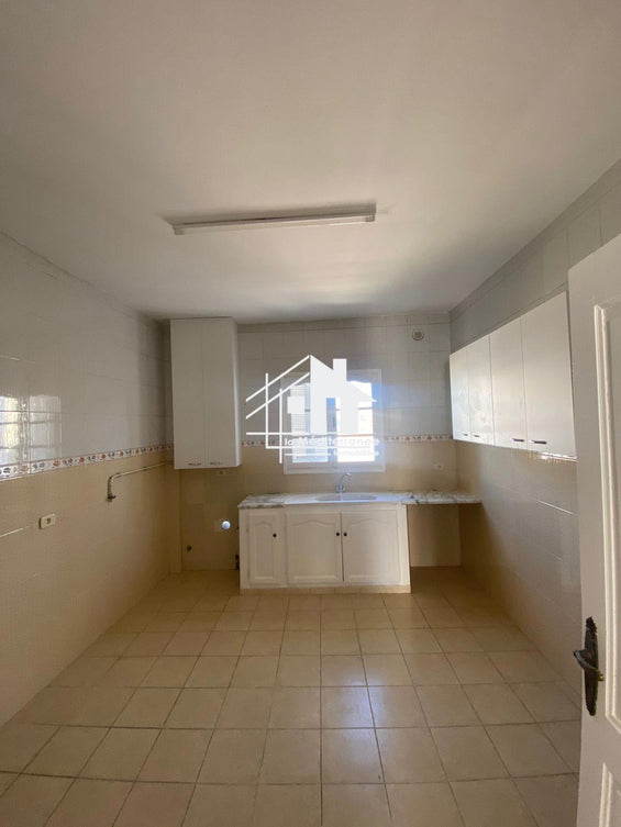 A louer étage de villa S+3 à denden