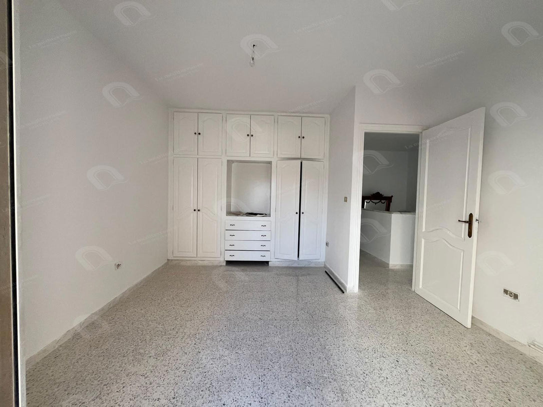 A louer duplex s3 à Marsa Essaada