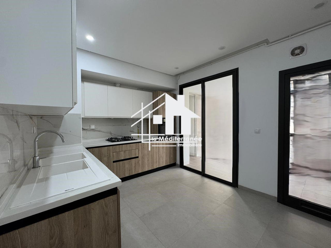 Un Appartement S+2 à Ain Zaghouan Nord