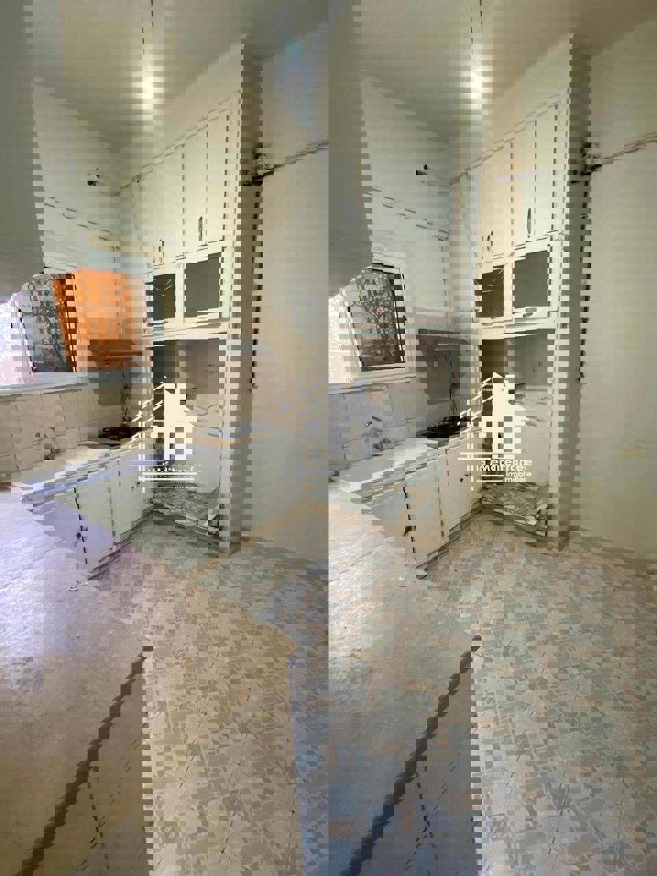 A louer étage de villa S+3 à 20 mars
