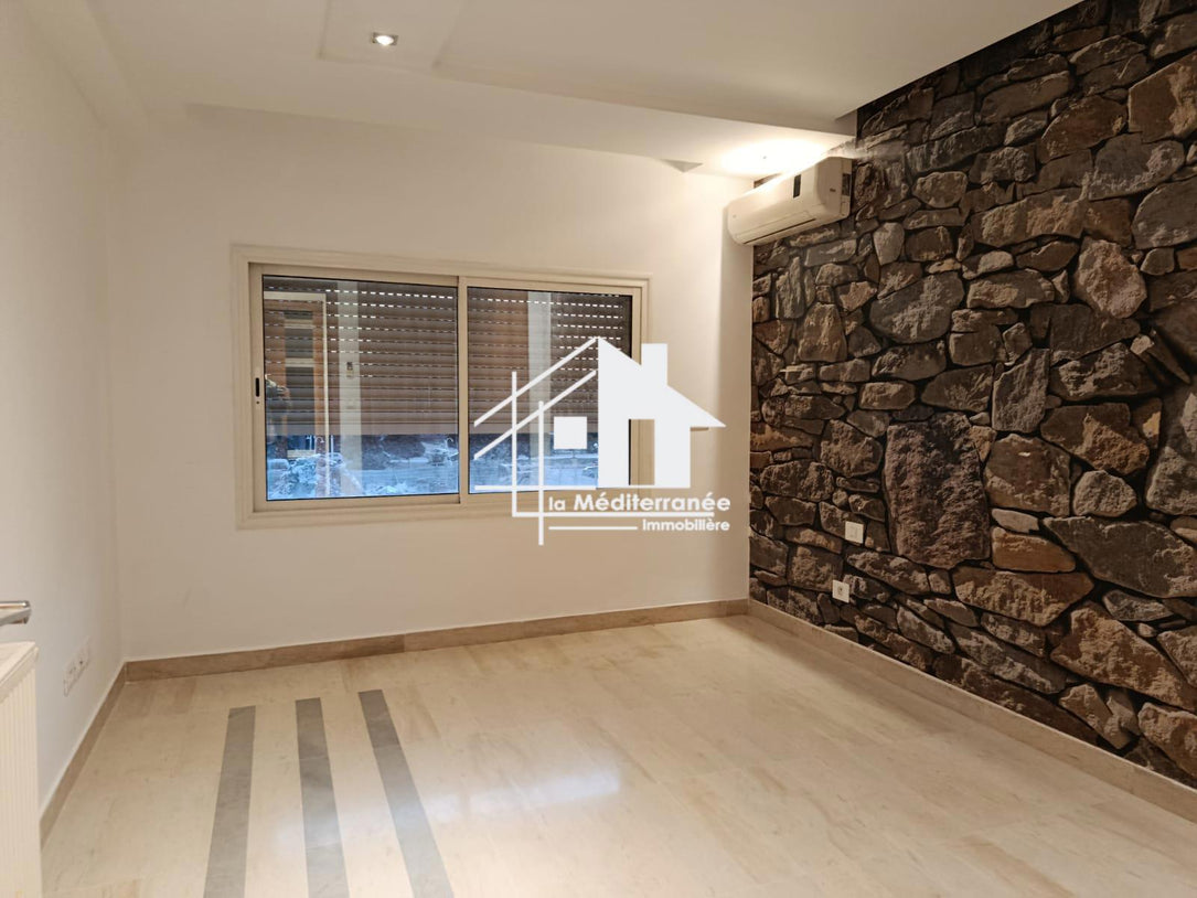 un appartement S+3 jardin de carthage