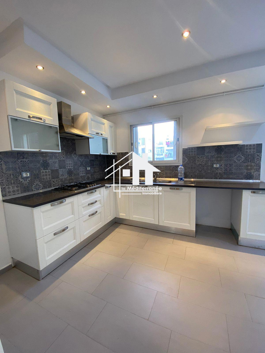 A louer appartement S+2 hst au bardo 2