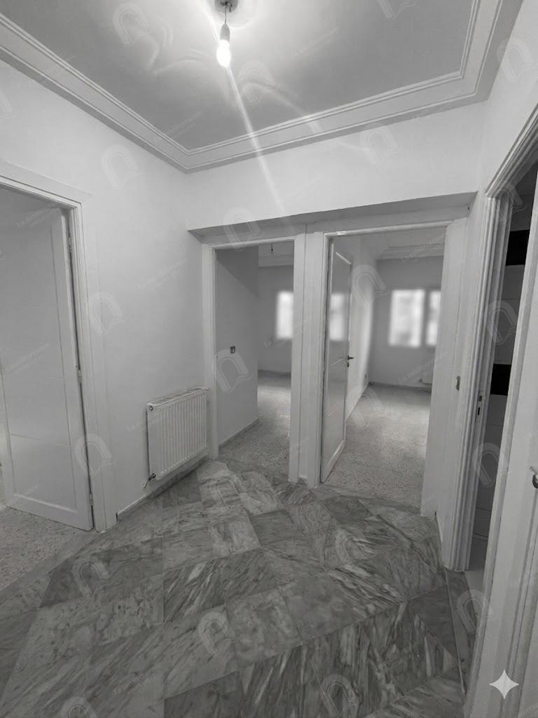 à louer un appartement s+2 aux jardins d'el menzah 2
