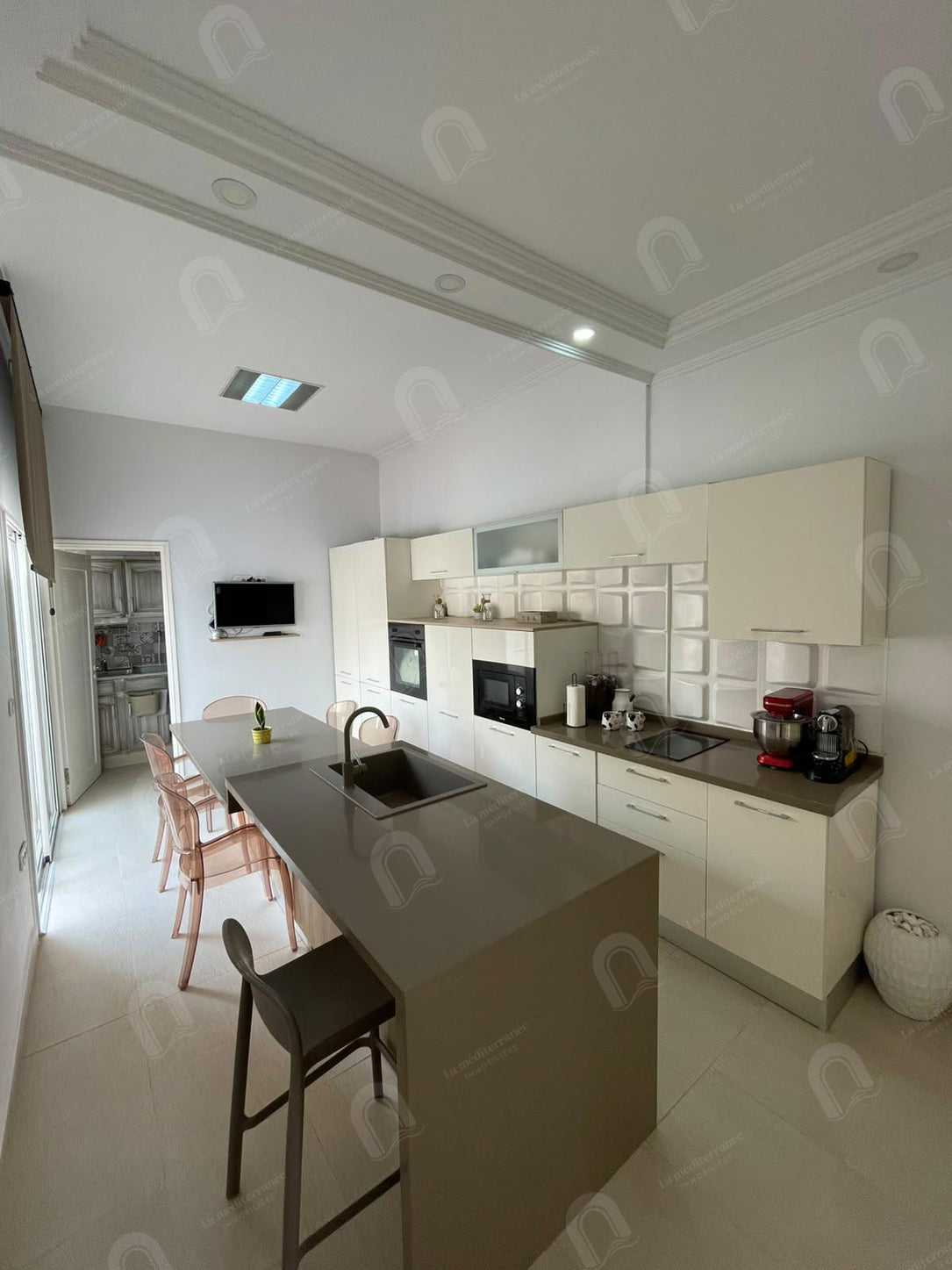 A vendre une superbe villa au bardo
