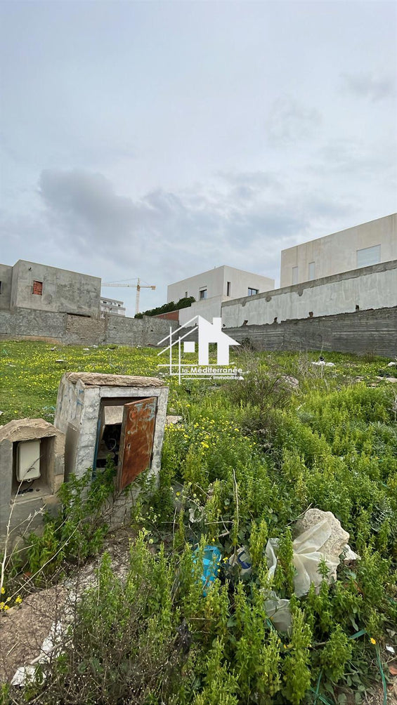 A vendre lot de terrain de 544m a jdm2