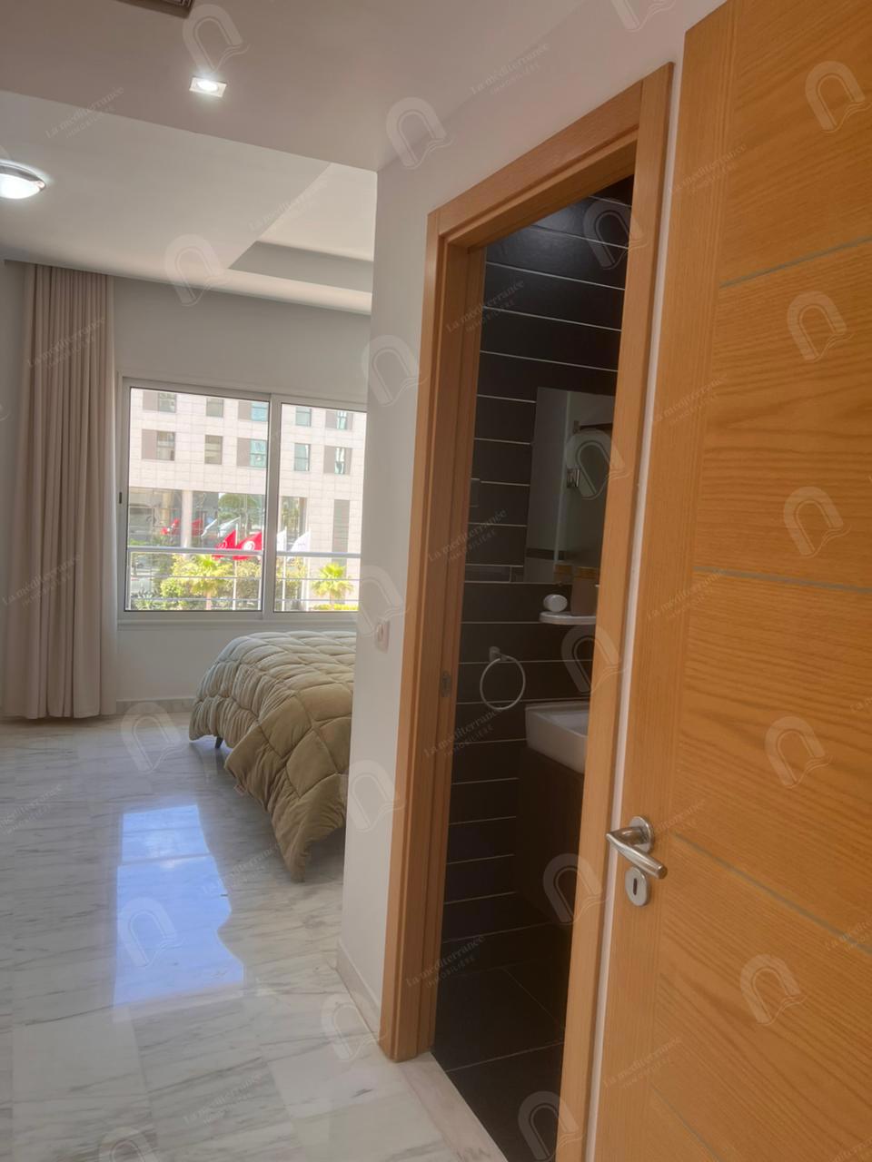 Appartement S+3 aux berges