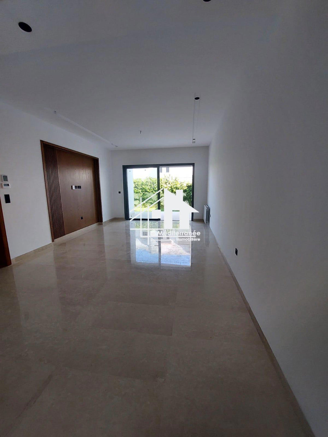 A vendre S2 avec jardin à la Soukra