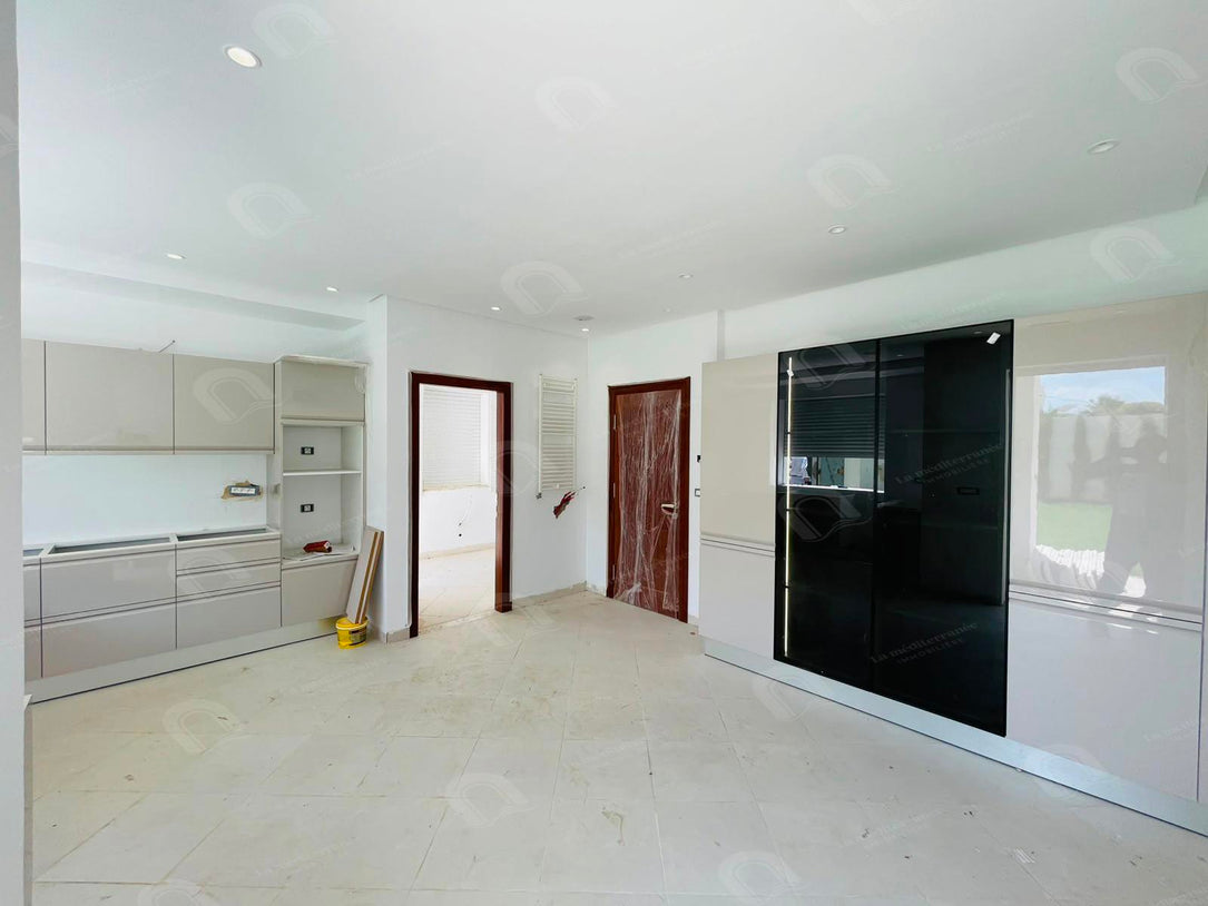 Villa a vendre à chotrana 3