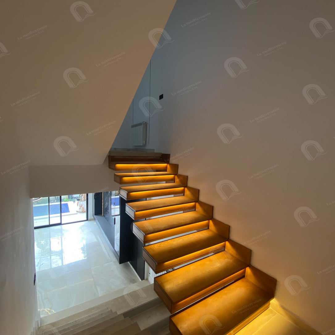 A louer villa s+2 à la soukra