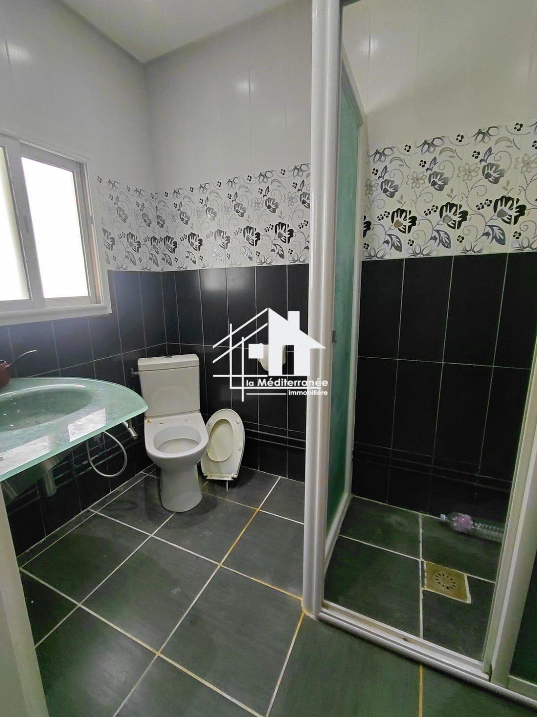 A vendre appartement s2 au Centre ville Tunis