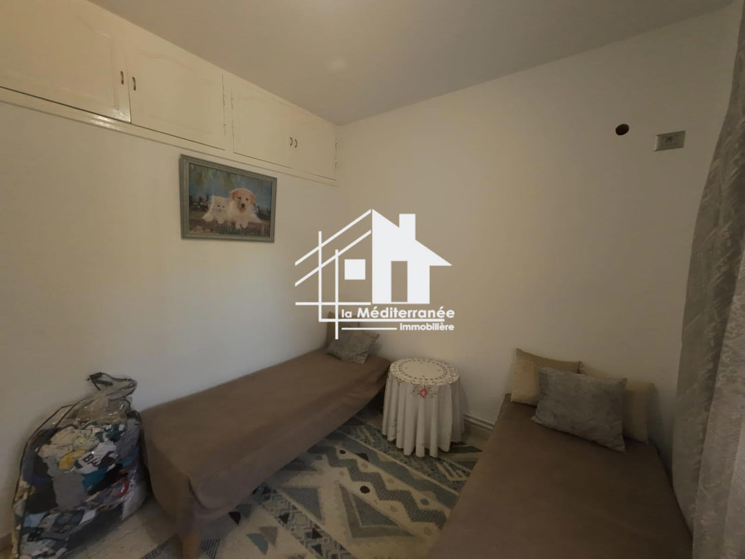 A louer étage de villa S+3  à Khaznadar