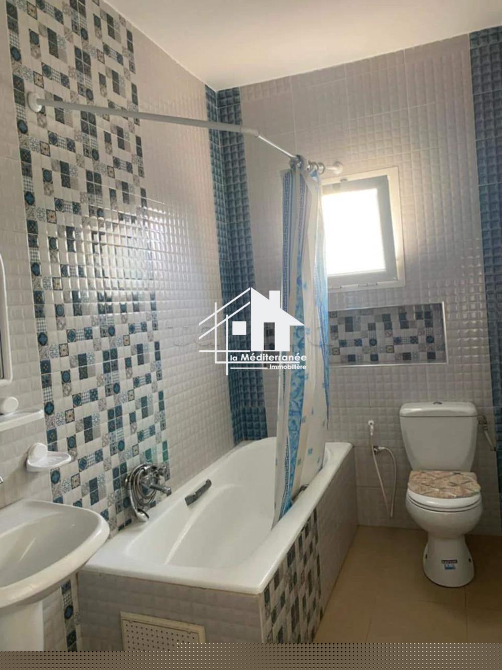 A louer appartement S+3 au Bardo