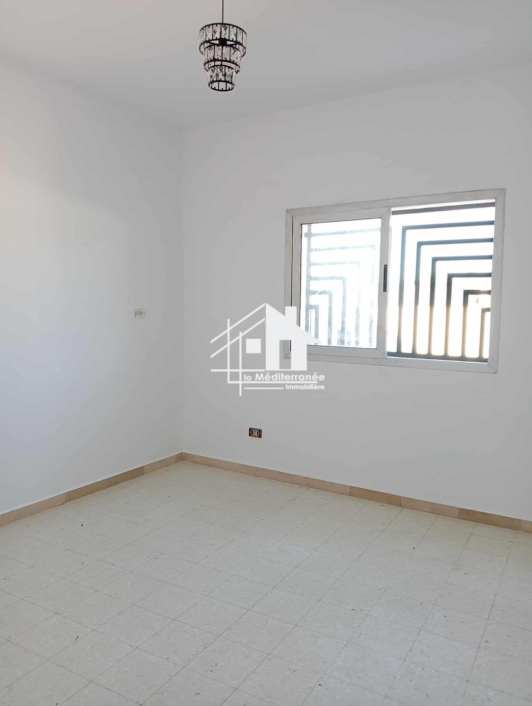 A louer Rdc de villa S+3 à Ezzahra lycée