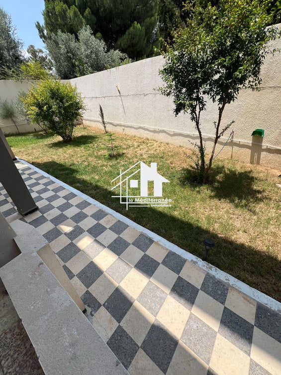 A louer étage de villa S+2 au Bardo