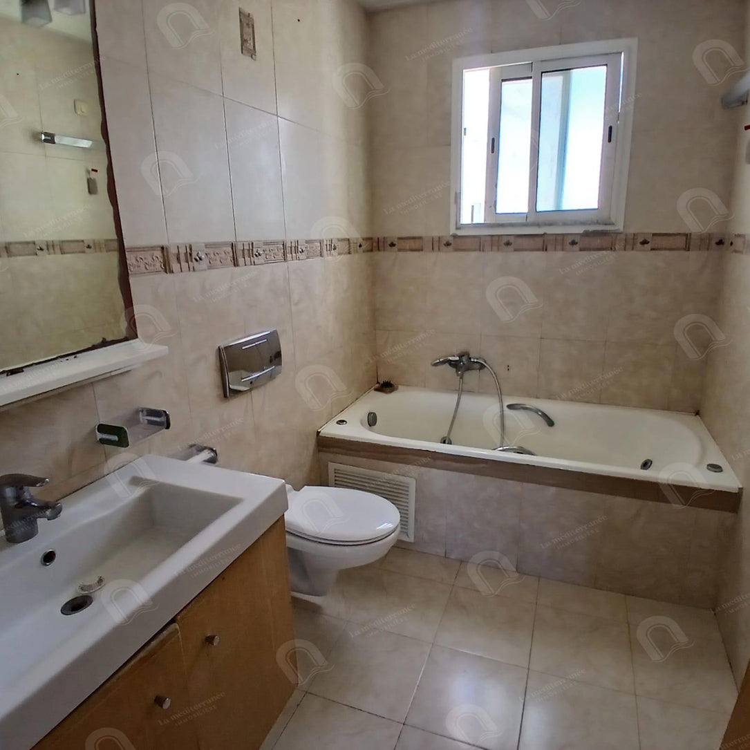 Un appartement S+4 aux Berges du Lac 2